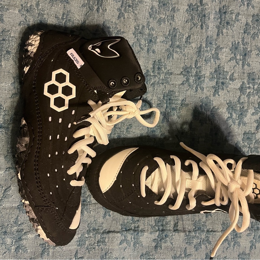 Rudis Black Wrestling Shoes